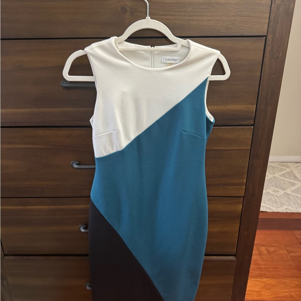 Colorblock Sleeveless Dress